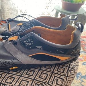 Mens Vibram five fingers V-run  size 46 euro size 12